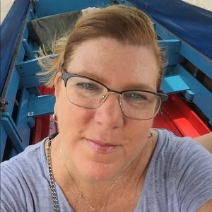 Meet your Posher, Pamela